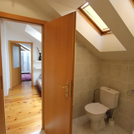 Apartment Italska Apartamento *